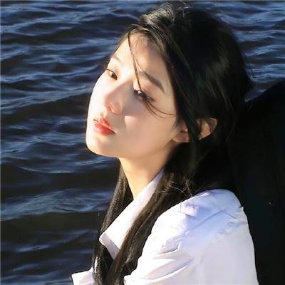 华颐：吞噬怪物的孩子